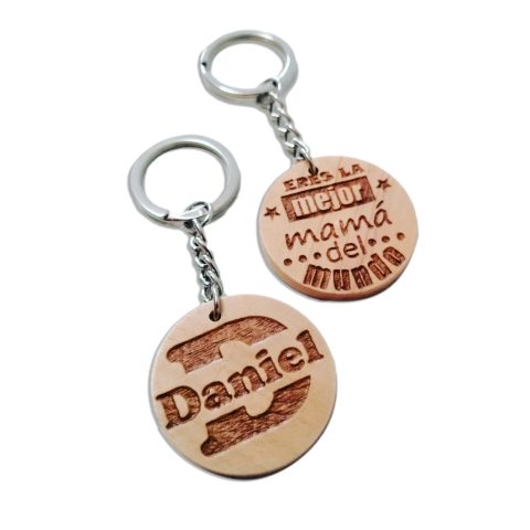 Llavero de madera personalizado